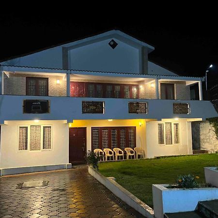 Ls Cottage Ooty Bagian luar foto