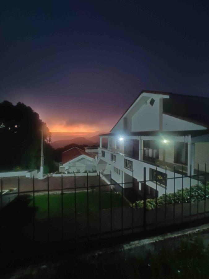 Ls Cottage Ooty Bagian luar foto