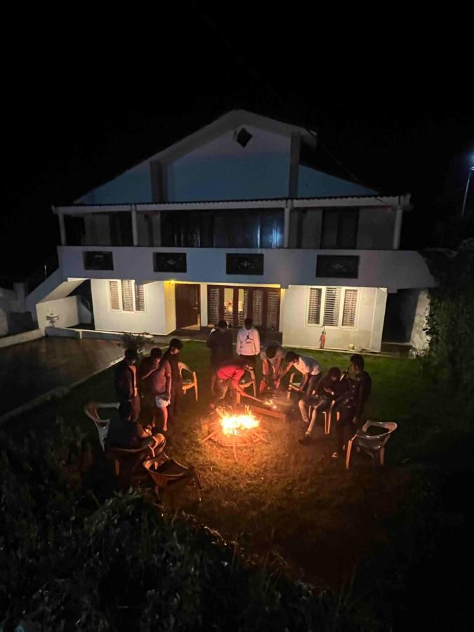 Ls Cottage Ooty Bagian luar foto